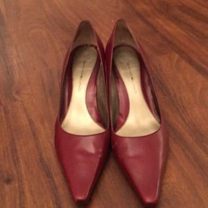 Heels- Bandolino dark red pumps.